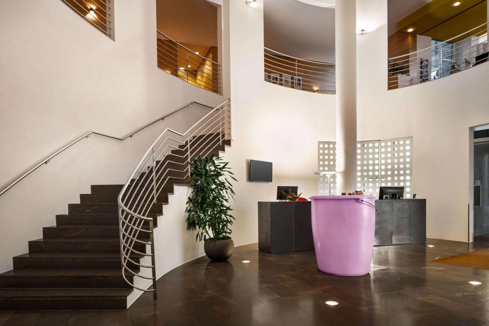 Hotel Vienna House By Wyndham Martinspark 4*